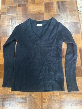 Abercrombie & Fitch Navy V-Neck Sweater